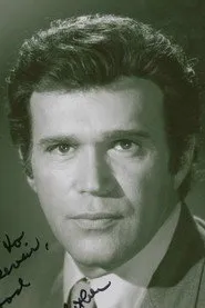 بول لوكاثر