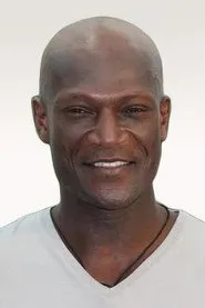 بيتر منساه