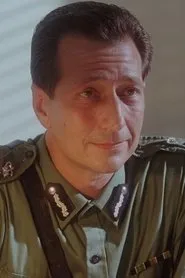 لويس روث