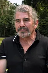 تاسو ستافراكيس