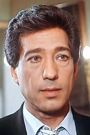 كرم مطاوع