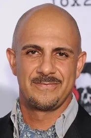 أنتوني أزيزي