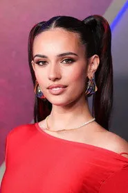 كايلي كانترال