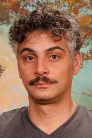عماد أزمي