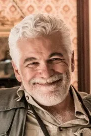 لويس إسترادا