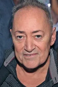 أنجل سالازار