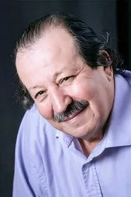 موستافا أياد