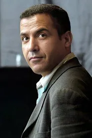 شاب مامي