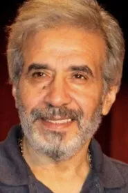 مفيد عاشور