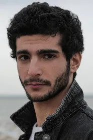 روجر أزار