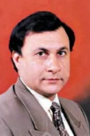 خيري حسن