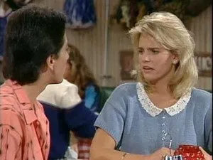 مسلسل Charles in Charge الموسم ٢ الحلقة ٢١