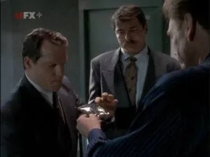 مسلسل Nash Bridges الموسم ١ الحلقة ٨