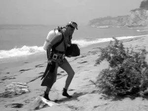 مسلسل Voyage to the Bottom of the Sea الموسم ١ الحلقة ٢