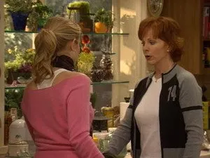 مسلسل Reba الموسم ٣ الحلقة ١٣