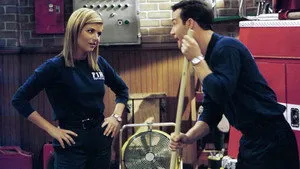 مسلسل Two Guys and a Girl الموسم ٣ الحلقة ٢٢