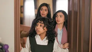 مسلسل بنات عمير الحلقة ١٢