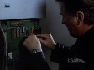 مسلسل Nash Bridges الموسم ٥ الحلقة ٥