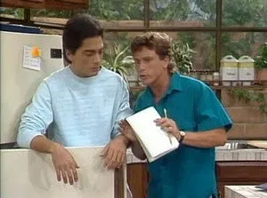 مسلسل Charles in Charge الموسم ٣ الحلقة ١٩
