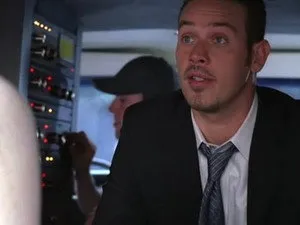 مسلسل Shark الموسم ٢ الحلقة ٨
