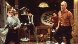 مسلسل 3rd Rock from the Sun الموسم ٤ الحلقة ١٣