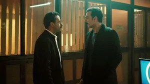 مسلسل منعطف خطر الحلقة ٨