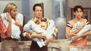 مسلسل 3rd Rock from the Sun الموسم ٥ الحلقة ١