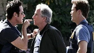 مسلسل Numb3rs الموسم ٥ الحلقة ٢٢