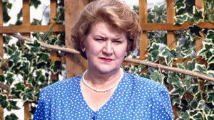 مسلسل Keeping Up Appearances الموسم ١ الحلقة ٣