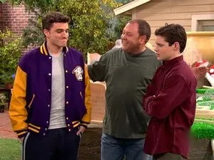 مسلسل Still Standing الموسم ٢ الحلقة ١٧