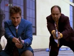 مسلسل Nash Bridges الموسم ٣ الحلقة ١٣