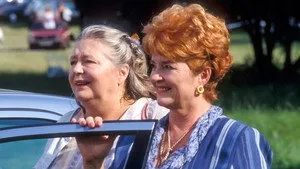 مسلسل Keeping Up Appearances الموسم ٥ الحلقة ٤