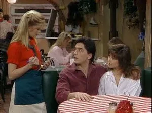 مسلسل Charles in Charge الموسم ٢ الحلقة ٢٢