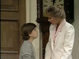 مسلسل Charles in Charge الموسم ٢ الحلقة ١٨