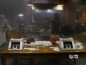 مسلسل Nash Bridges الموسم ٦ الحلقة ٢١