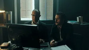 مسلسل منعطف خطر الحلقة ١١