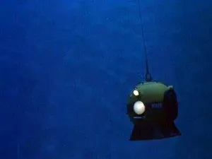 مسلسل Voyage to the Bottom of the Sea الموسم ٤ الحلقة ١٩