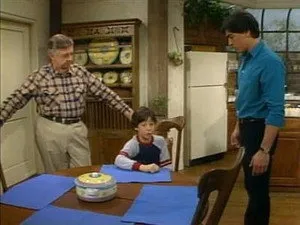 مسلسل Charles in Charge الموسم ١ الحلقة ٢٢