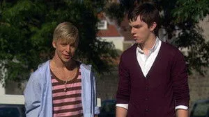 مسلسل Skins الموسم ٢ الحلقة ١