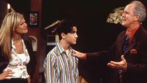 مسلسل 3rd Rock from the Sun الموسم ٤ الحلقة ١١