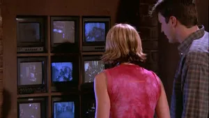 مسلسل Two Guys and a Girl الموسم ٣ الحلقة ١٤