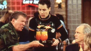 مسلسل 3rd Rock from the Sun الموسم ٤ الحلقة ٢٣